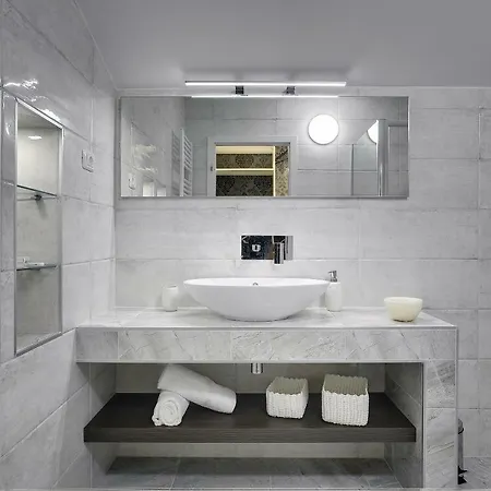 Gallery Апартаменты *